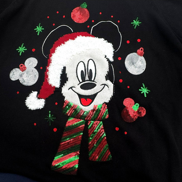 TORRID NWT Women's 3X Black Mickey Mouse Santa Hat Sequin Christmas Knit Sweater - Picture 1 of 10